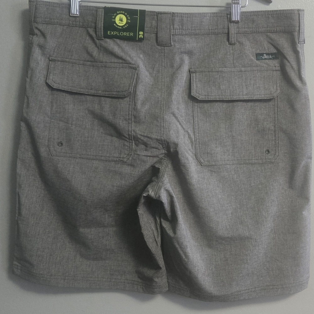 G.H. Bass & Co. Men's Explorer Performance Hybrid Shorts Green W38 X 10L